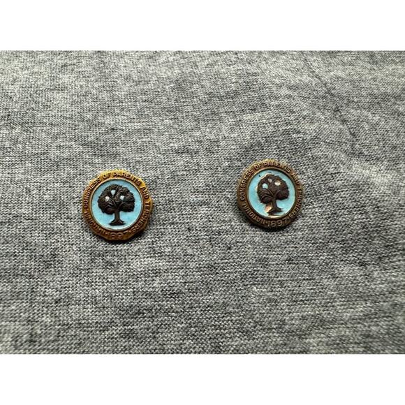National Congress of Parents Teachers 1897 10k Gold Lapel Pin - Set of 2 - Picture 3 of 5